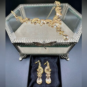 NIB Radiant Gold & Zircon Teardrop Necklace & Earring Jewelry Set